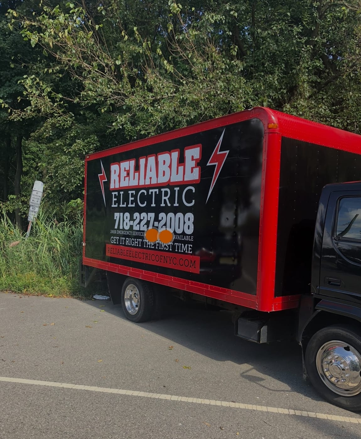Reliable Electric box truck on site